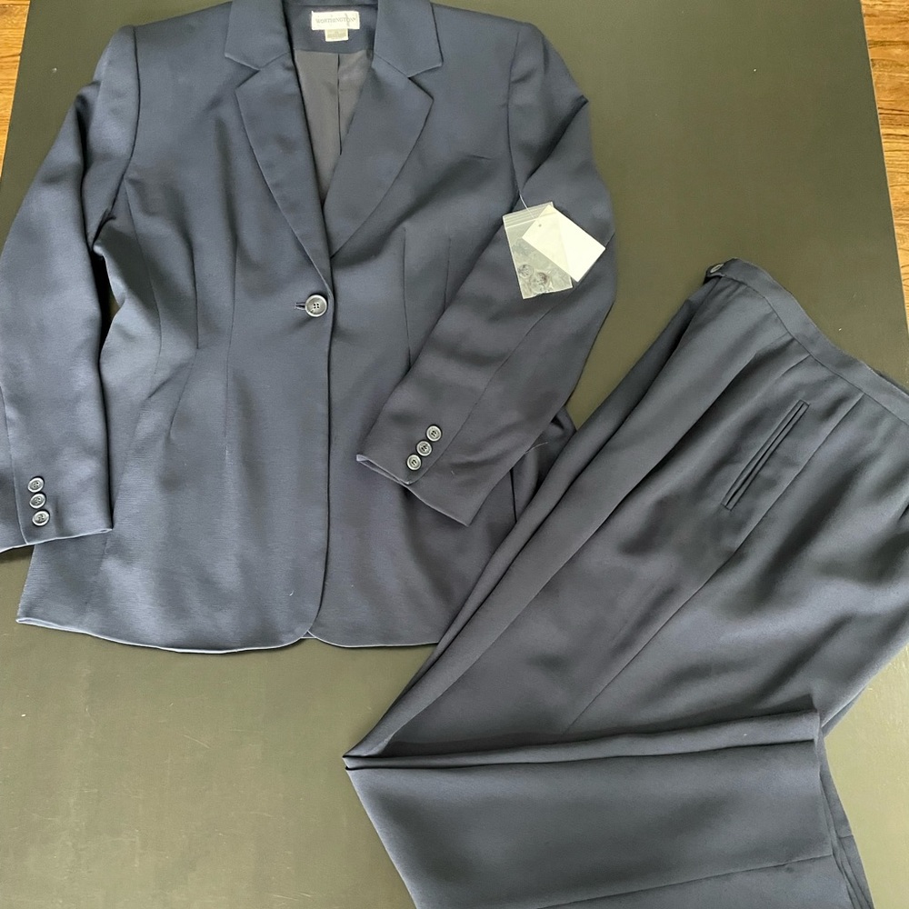 [Worthington] Navy Blue Pant Suit